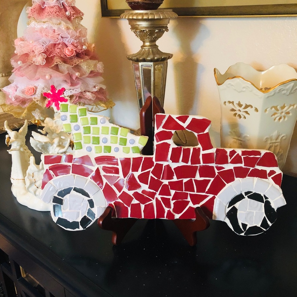 Mosaic Christmas truck wall decor